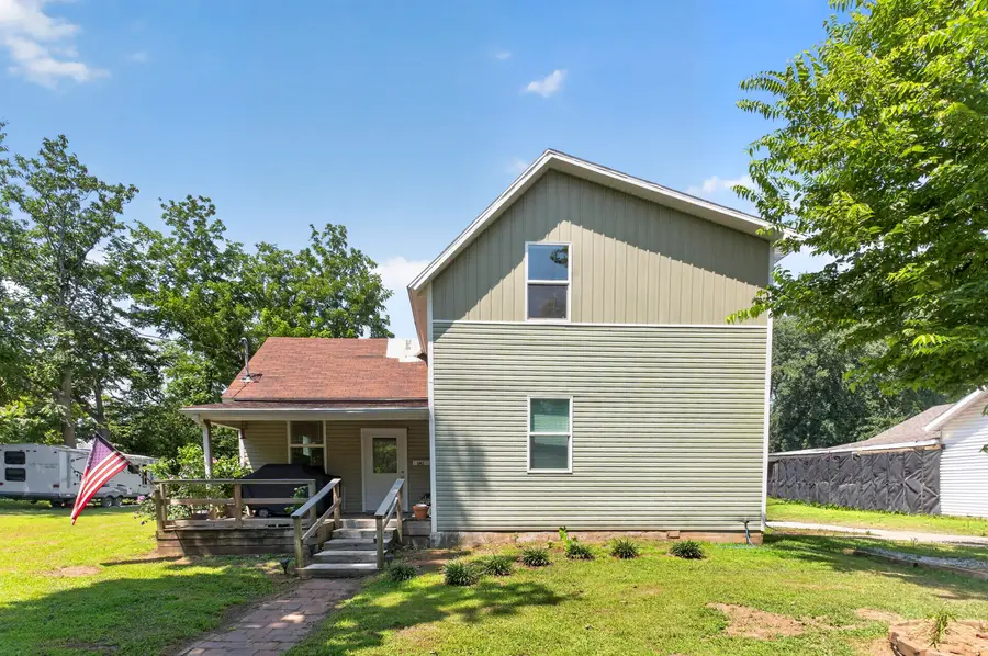 1911 N Benton Avenue, Springfield, MO 65803 - #2