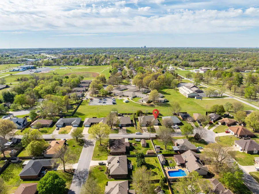1348 E Arlington Street, Springfield, MO 65803 - #2