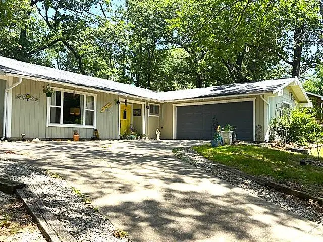 1003 Hickory Street, Cassville, MO 65625 - #2