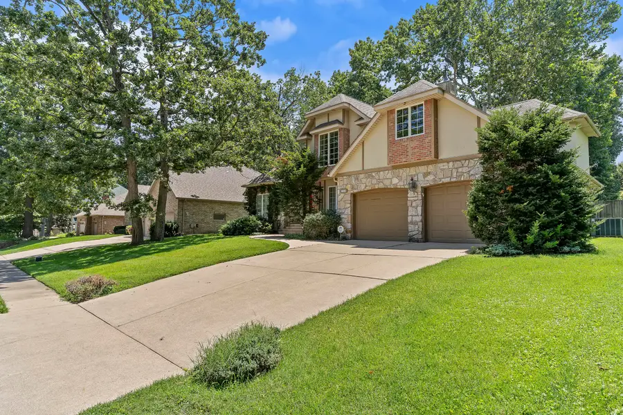 3786 E Kingsbury Street, Springfield, MO 65809 - #2
