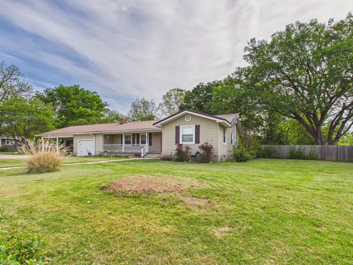 803 N Springfield Street, Berryville, AR 72616 - #1