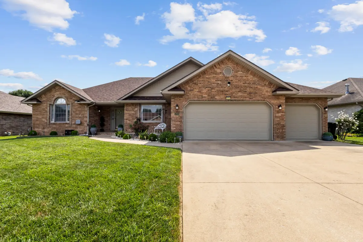 3710 S Suburban Avenue, Springfield, MO 65807 - #1