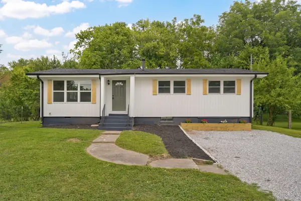 524 N College Avenue, Republic, MO 65738