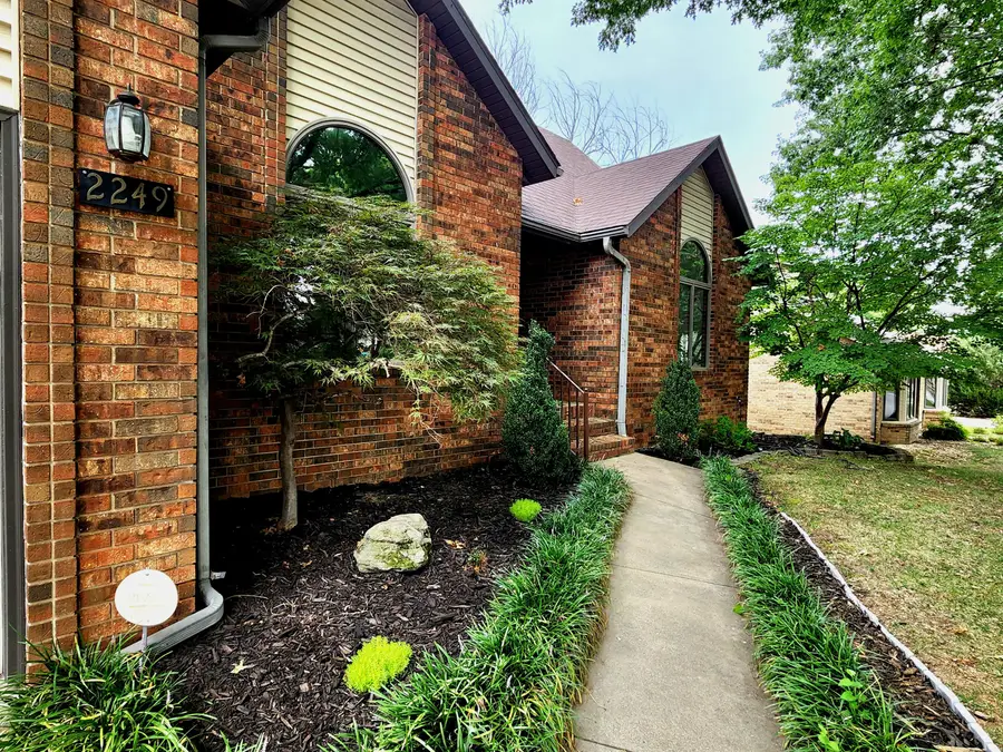 2249 E Cragmont Street, Springfield, MO 65804 - #2