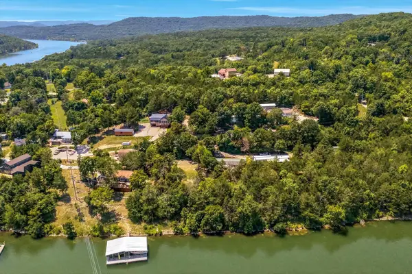 236 Onyx Lane, Galena, MO 65656