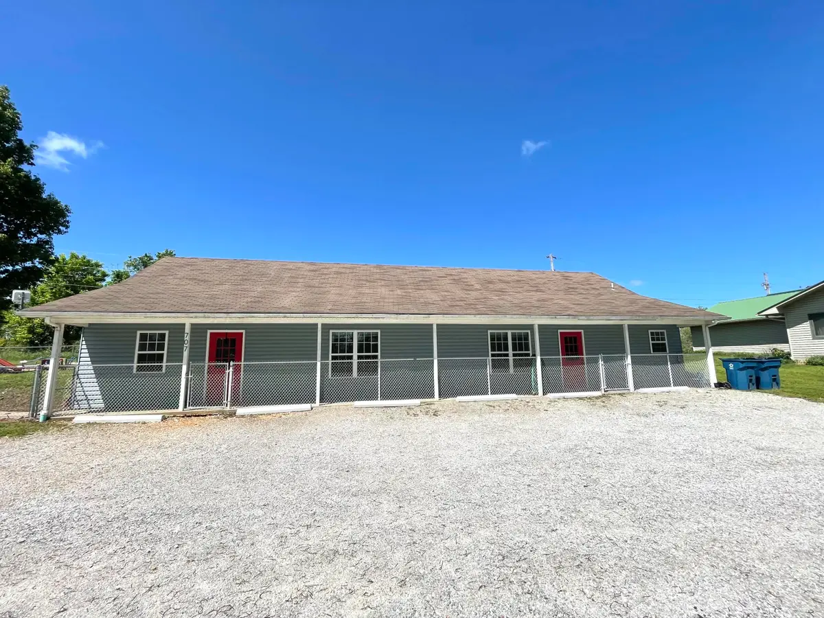 707 S Hemphill Street, Crane, MO 65633 - #1