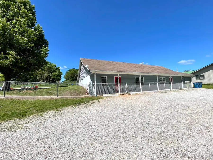 707 S Hemphill Street, Crane, MO 65633 - #2