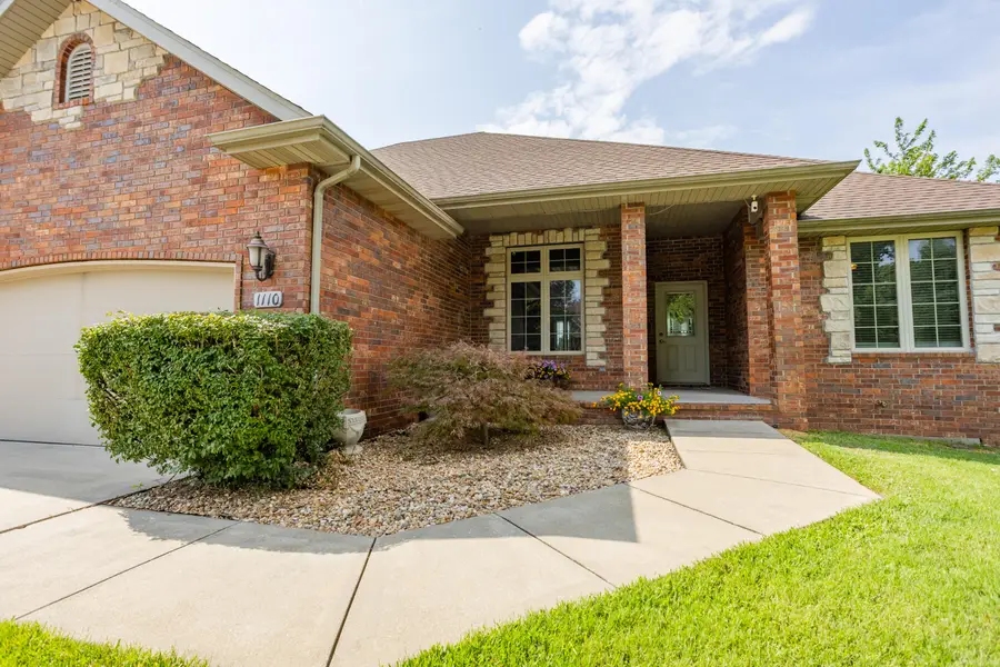 1110 E Charles Street, Republic, MO 65738 - #2