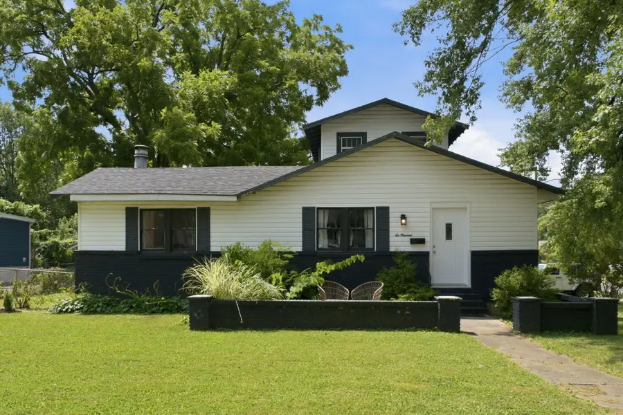 600 E Cozy Street, Springfield, MO 65807 - #3