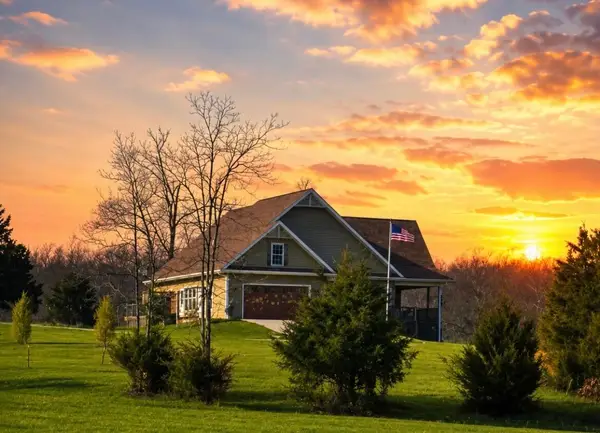 3379 W Highway W, Summersville, MO 65571