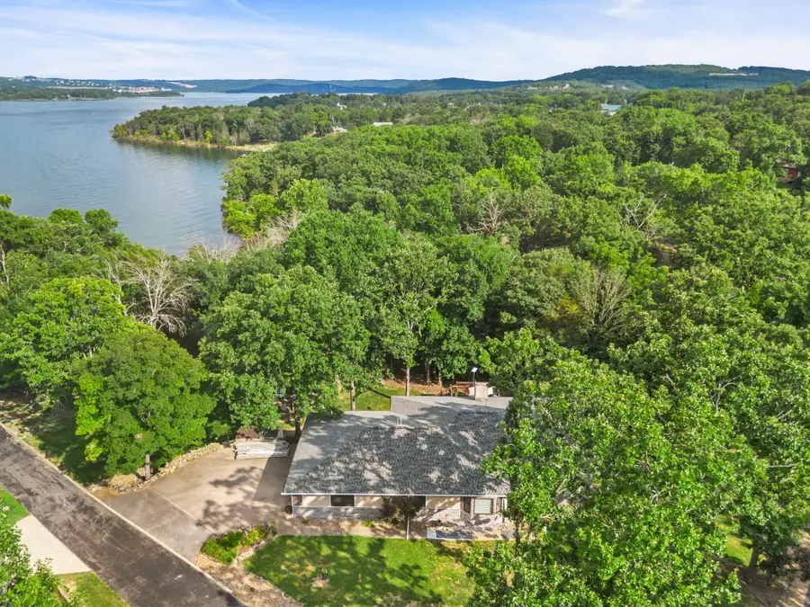 304 Cedar Terrace, Blue Eye, MO 65611 - #2