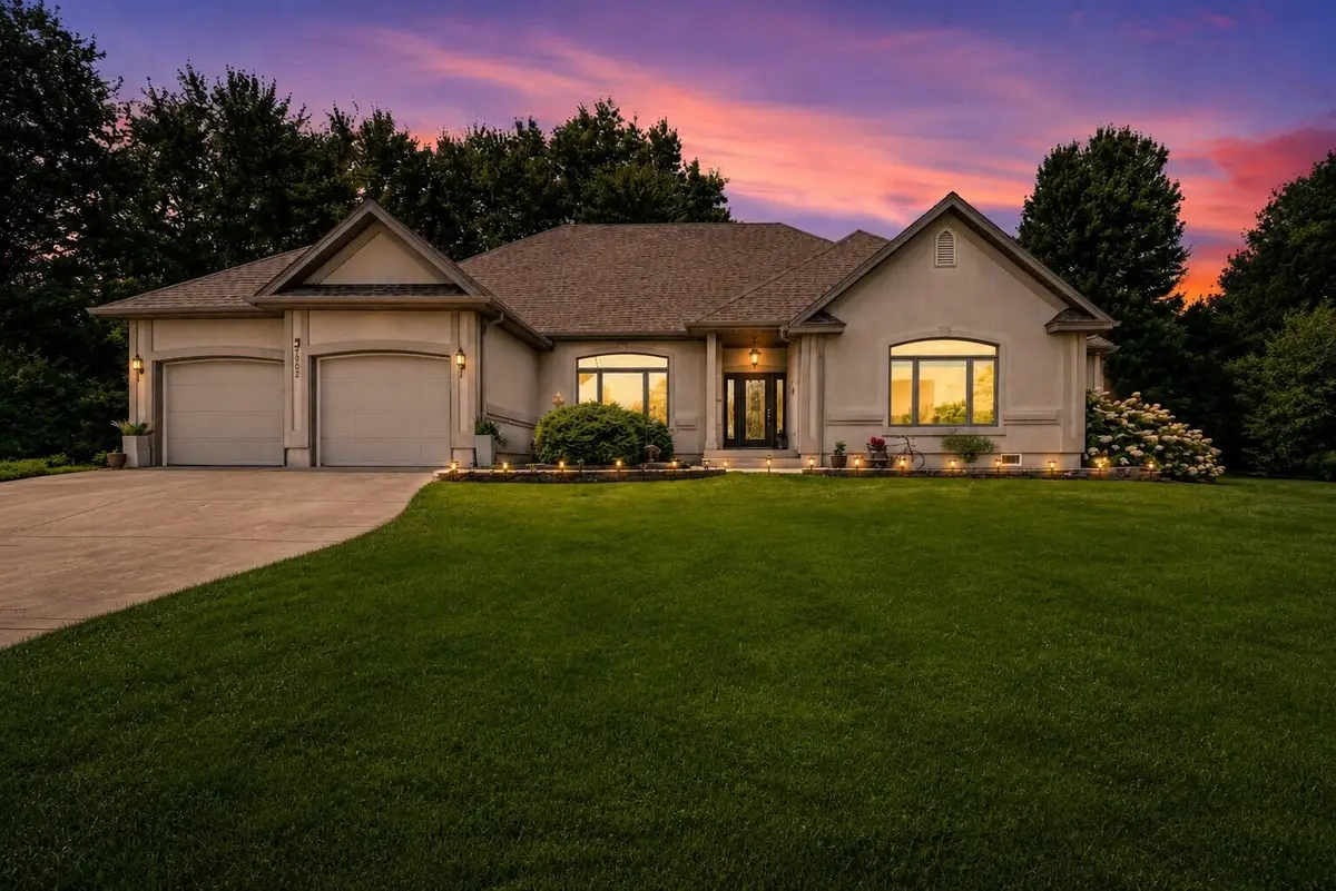 3702 E Dartmoor Court, Springfield, MO 65802 - #1