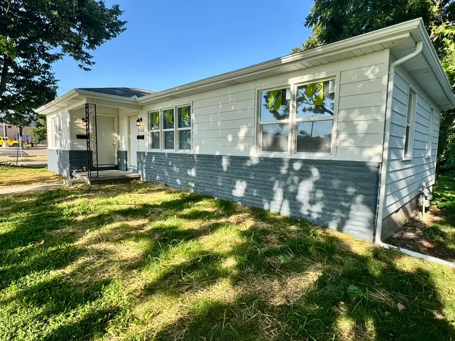 1755 S Montebello Avenue, Springfield, MO 65807 - #2