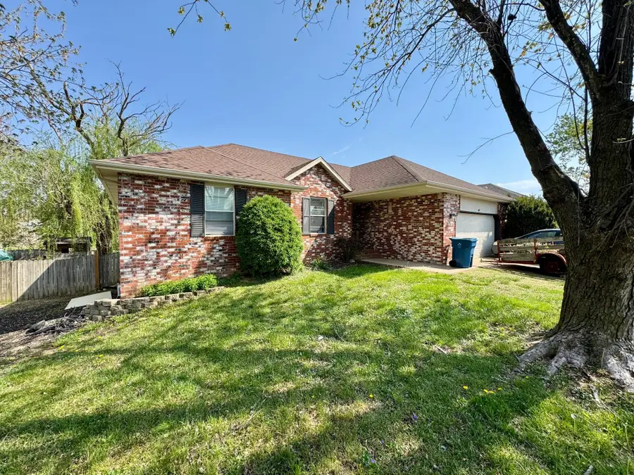 617 E Southeast Hills Court, Nixa, MO 65714 - #3