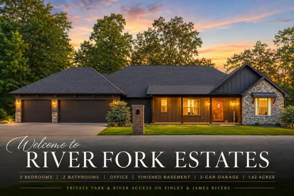 1800 Yoachum Drive, Nixa, MO 65714