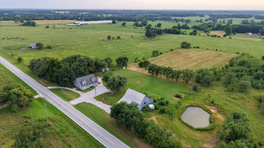 1068 E Us Highway 160, Everton, MO 65646 - #2
