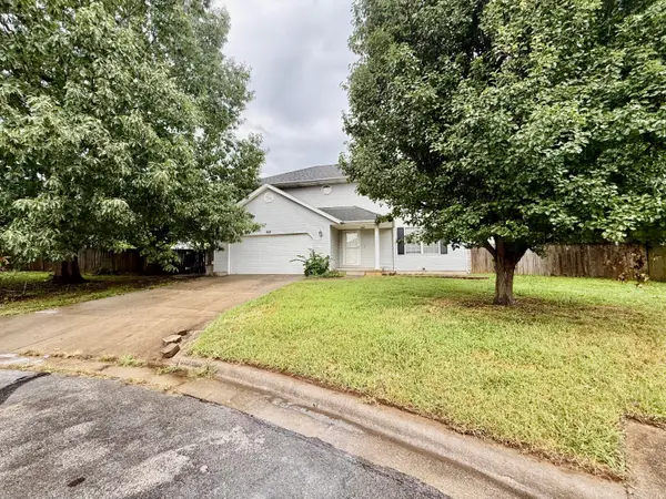 2955 W Knob Hill Street, Springfield, MO 65810