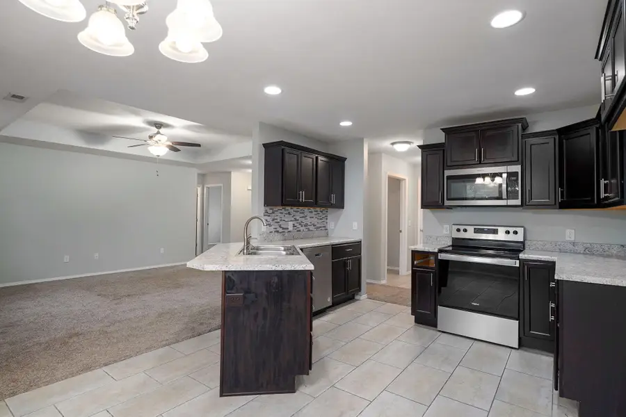485 W Melody Lane, Republic, MO 65738 - #2