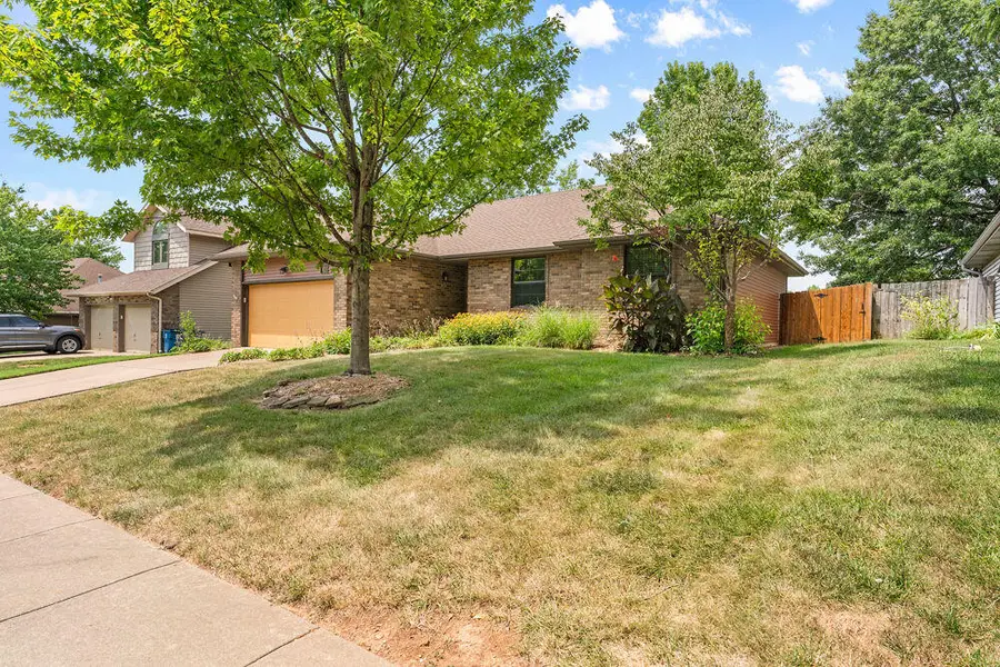 3837 S Parklane Avenue, Springfield, MO 65807 - #3