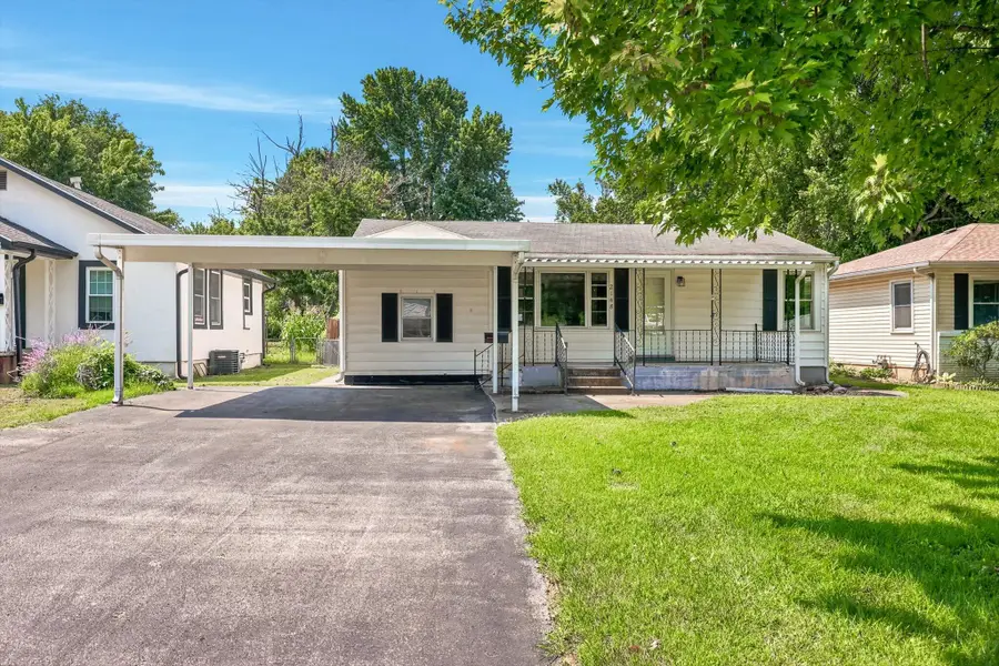 2148 E Walnut Street, Springfield, MO 65802 - #2