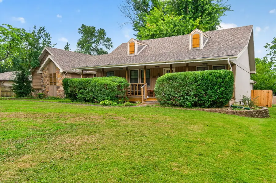 4455 S Ridgecrest Drive, Springfield, MO 65810 - #2