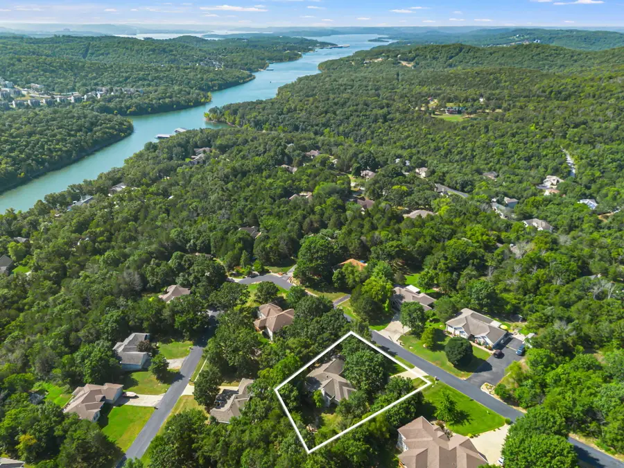 567 Austin Place, Branson West, MO 65737 - #3