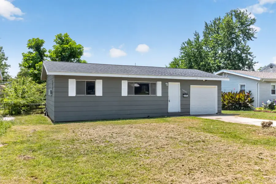 1910 W Scott Street, Springfield, MO 65802 - #2