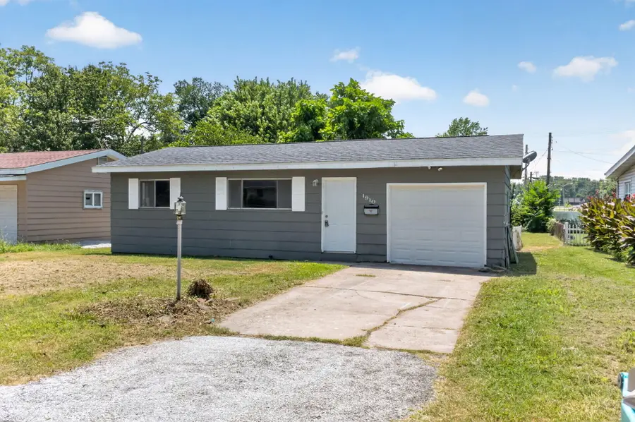 1910 W Scott Street, Springfield, MO 65802 - #3