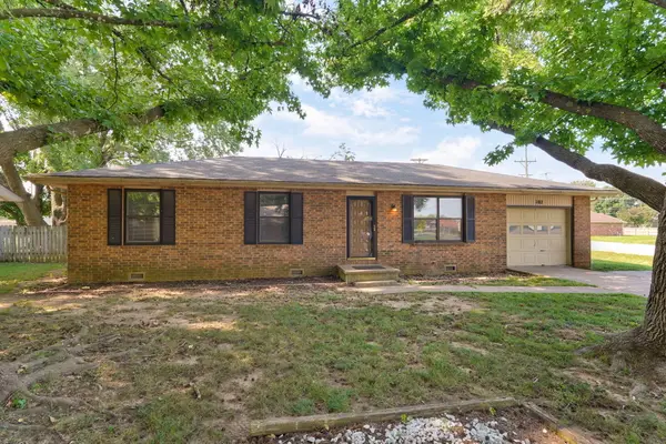 102 E Scott Wayne Drive, Nixa, MO 65714