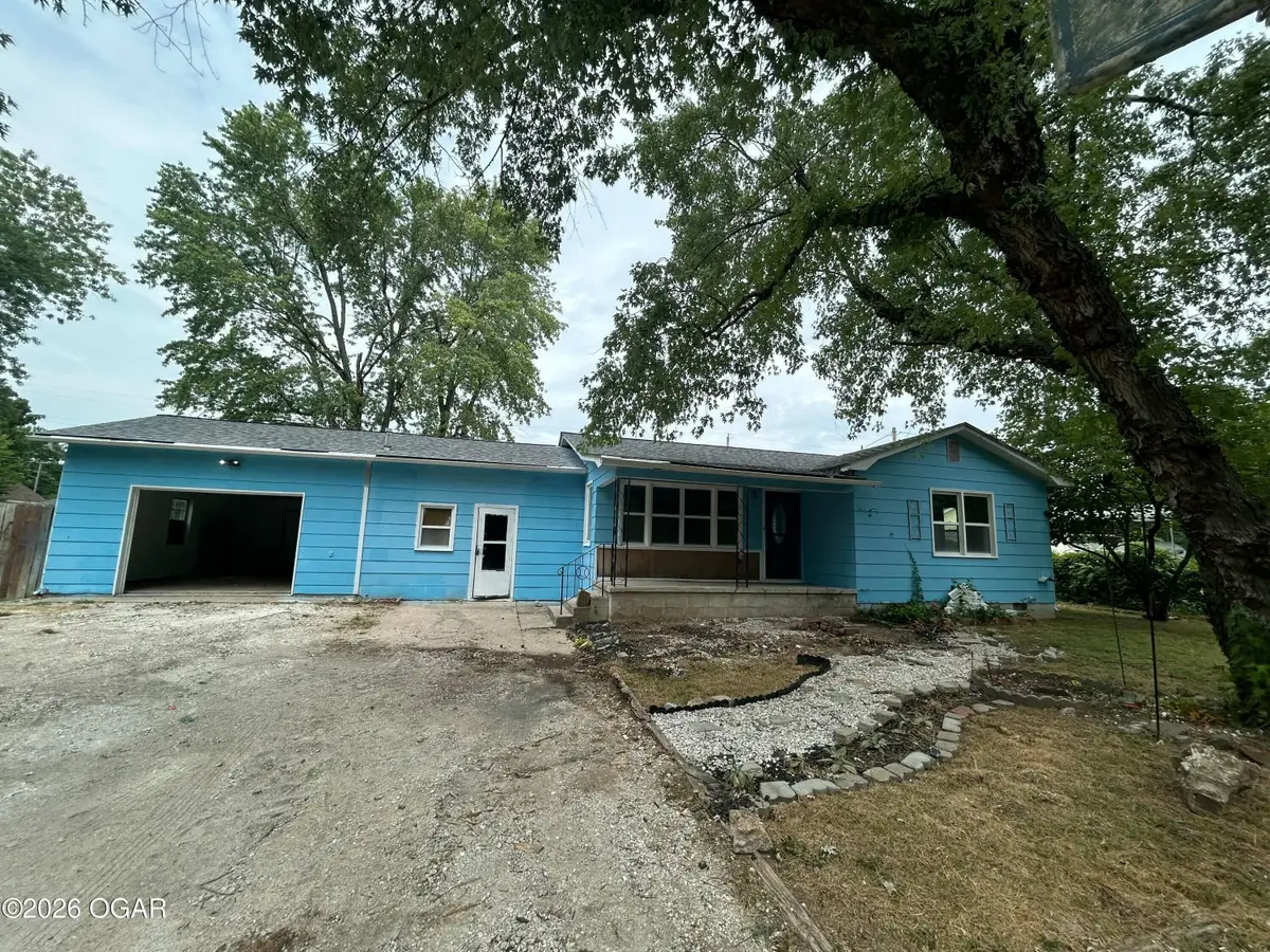 2113 E Kensington Street, Joplin, MO 64801 - #1