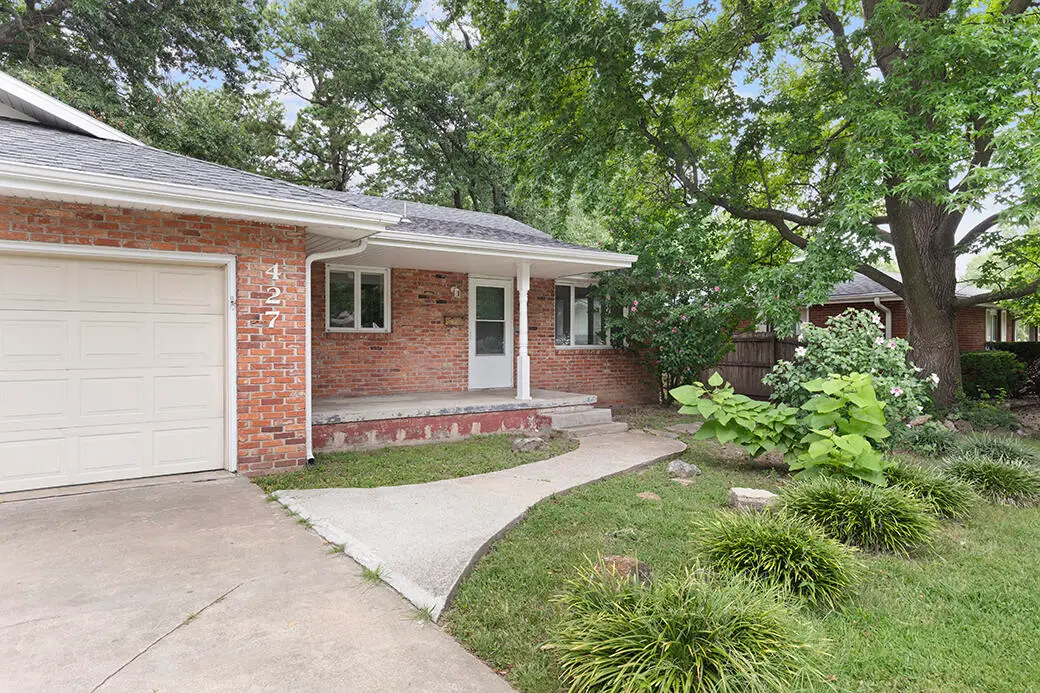 427 N Oak Grove Avenue, Springfield, MO 65802 - #1