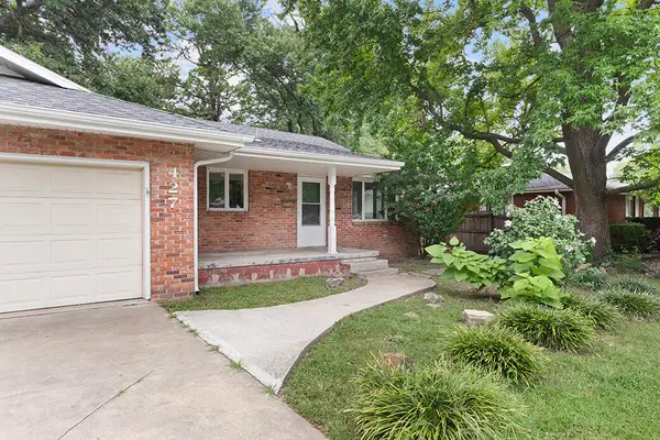 427 N Oak Grove Avenue, Springfield, MO 65802