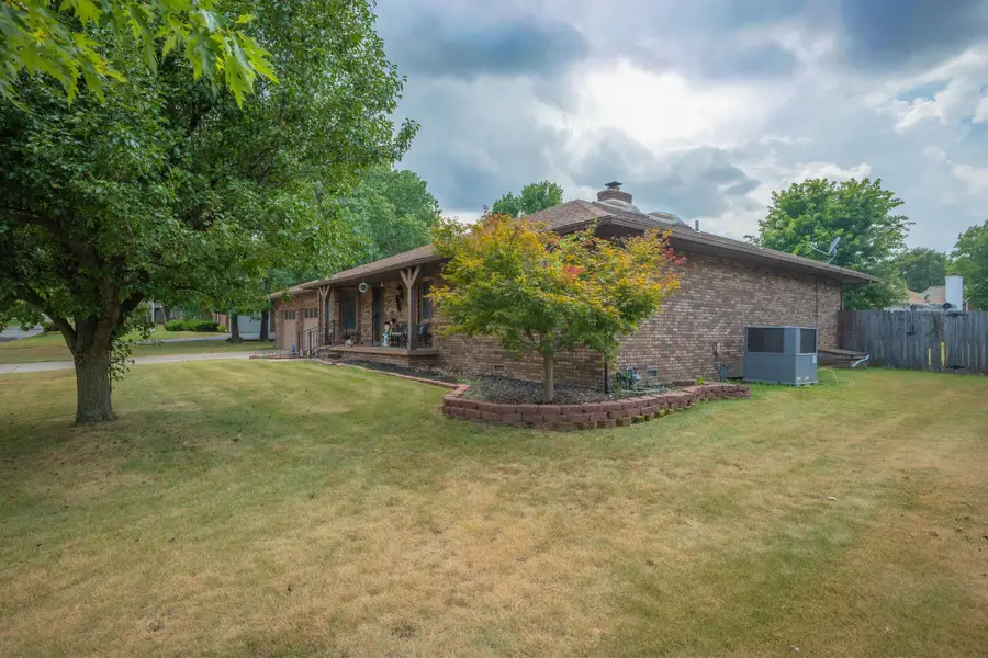 116 S Morgan Drive, Joplin, MO 64801 - #3