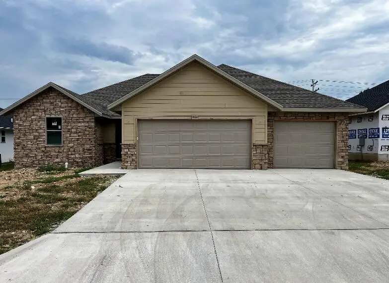 934 S Pindall Lane, Nixa, MO 65714 - #1