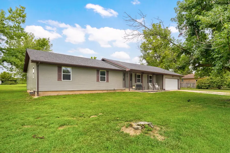 8383 W Sunset Drive, Springfield, MO 65802 - #3