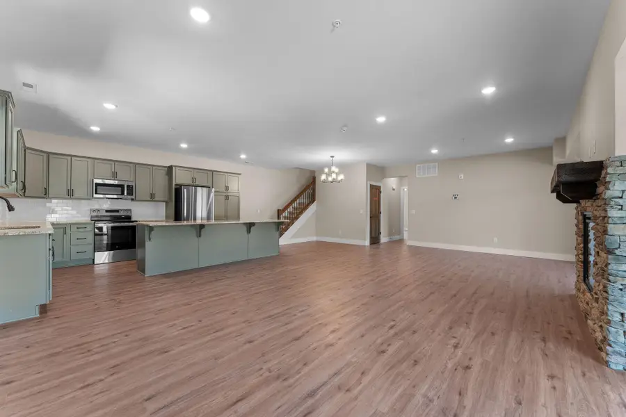 120 Pavilion Court, Hollister, MO 65672 - #3
