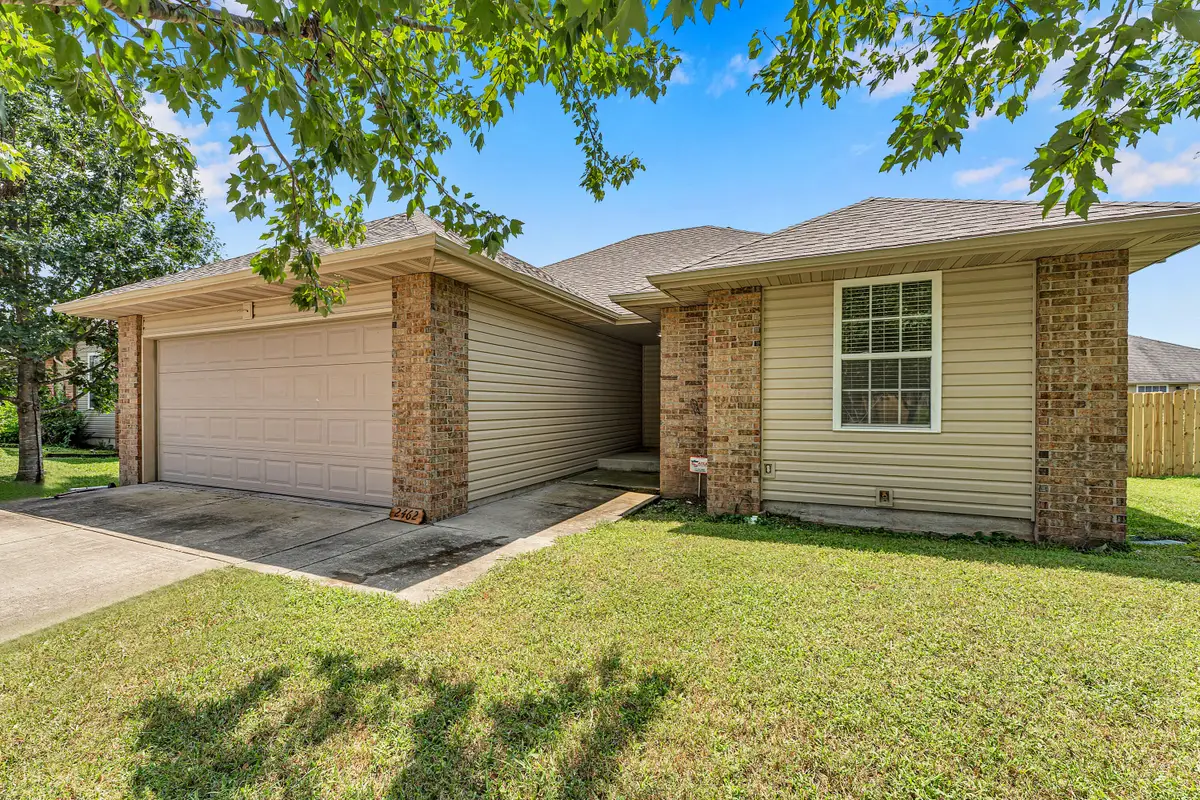 2462 W Cedar Creek Drive, Springfield, MO 65803 - #1