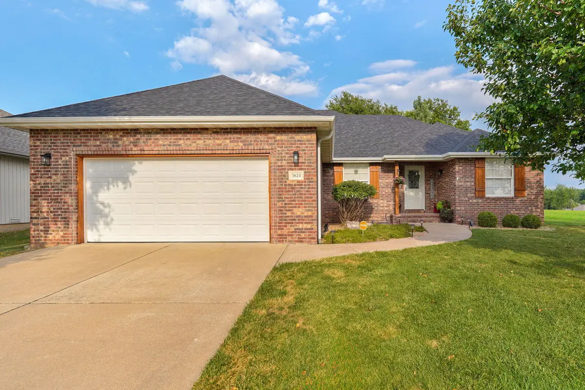 3624 N Bridgewood Avenue N, Springfield, MO 65803 - #1