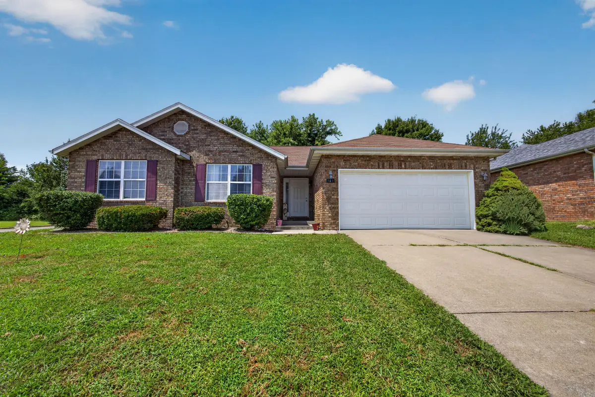 709 S Hazelnut Avenue, Springfield, MO 65802 - #1