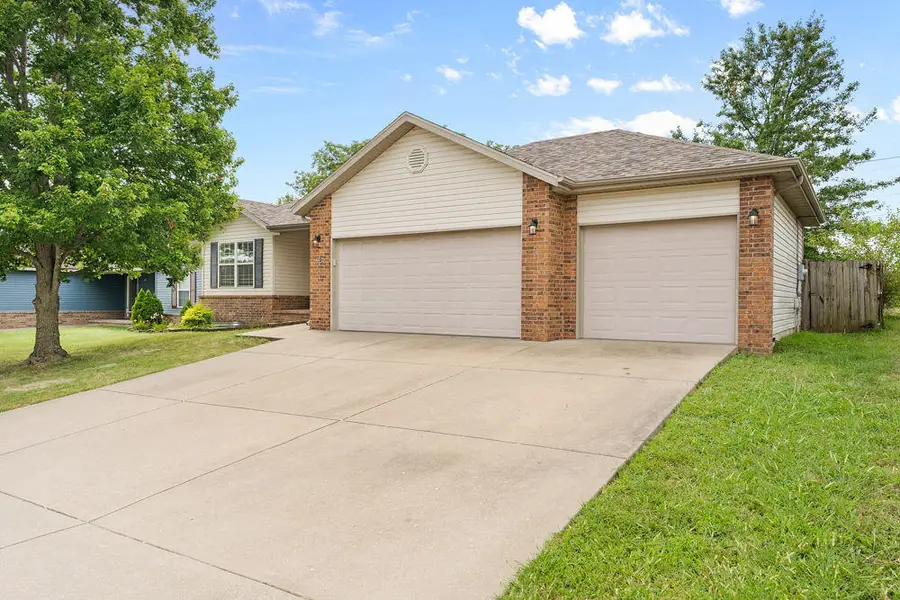 4412 W Juno Street, Springfield, MO 65802 - #3