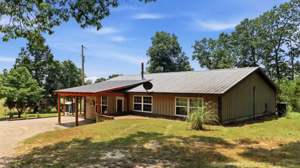 9169 County Road 483, Birch Tree, MO 65438