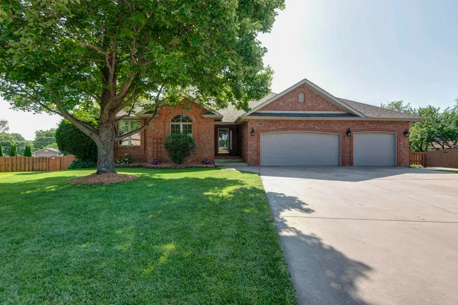 3560 W Edgewood Court, Springfield, MO 65807 - #2