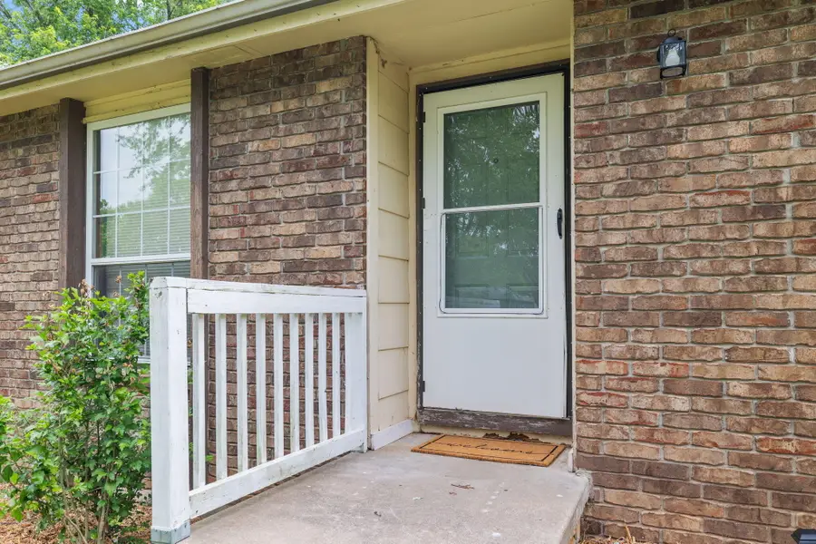 122 N Pinewood Avenue, Republic, MO 65738 - #3