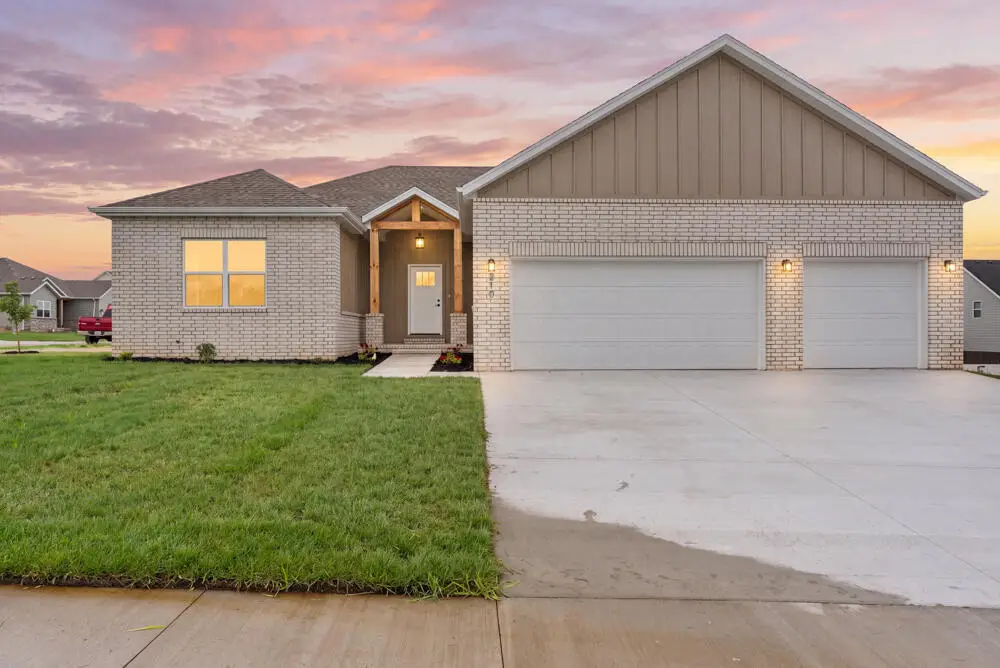 1424 N Carter Way, Republic, MO 65738 - #1