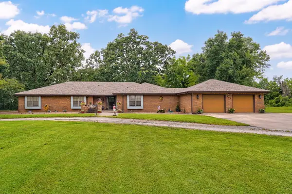 602 W Mchenry Street, Billings, MO 65610