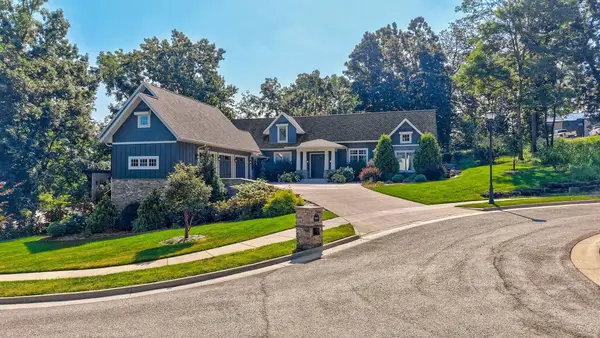 2840 S Morningway Drive, Springfield, MO 65804
