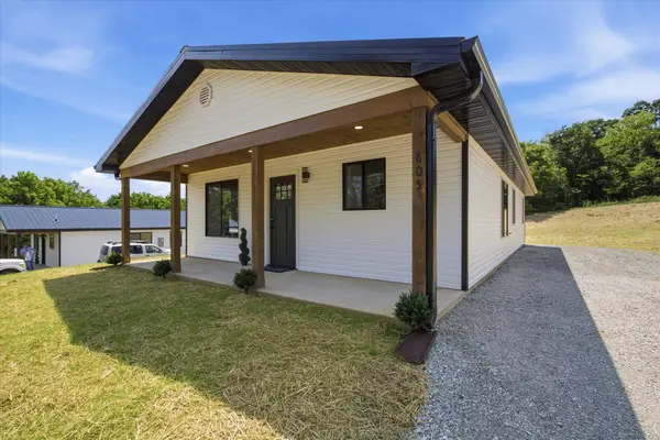 805 Ward Street, Ava, MO 65608