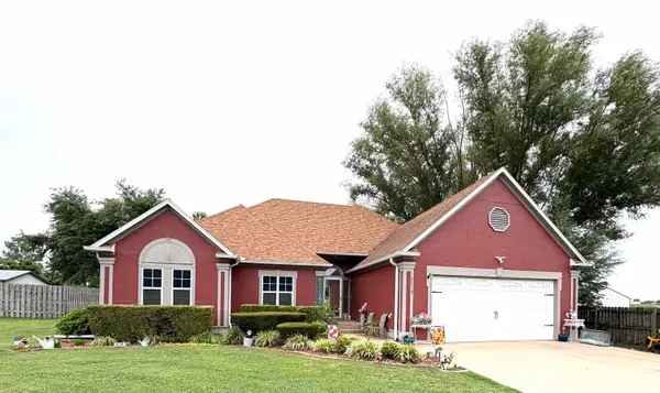 2310 Hazel Avenue, Carthage, MO 64836