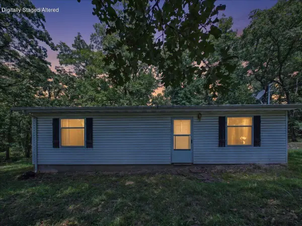 25385 County Road 246, Hermitage, MO 65668
