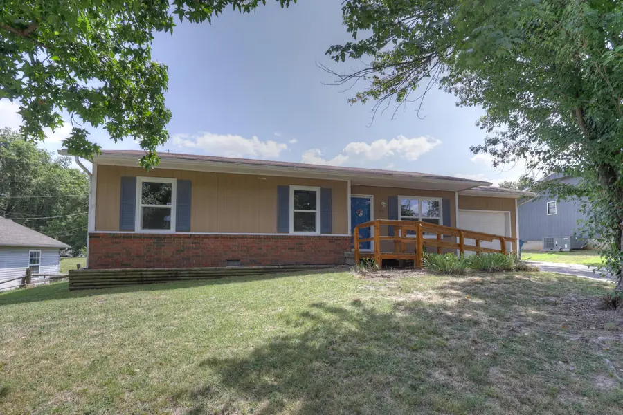 1308 Kimberly Lane, Carthage, MO 64836 - #2